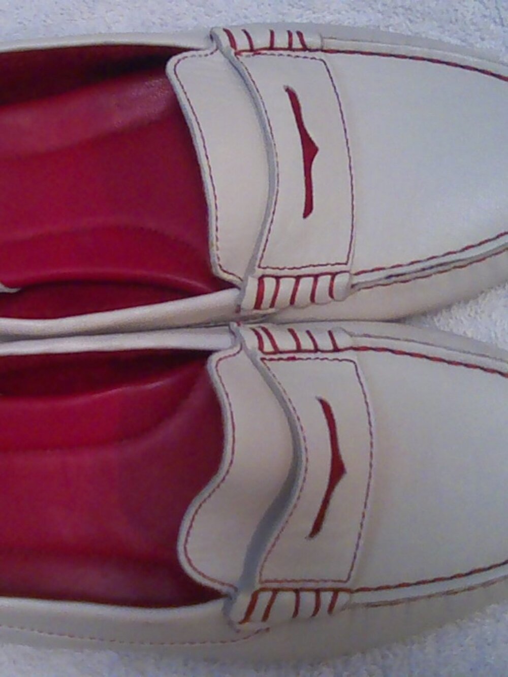 Johnston & Murphy Womens Penny Driving Moccasins Loafers White Sheepskin Red 6M